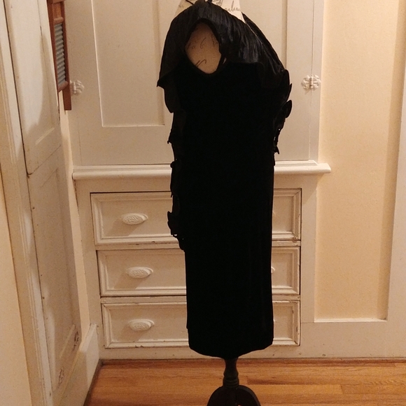 Vintage b.b. collections black velvet backless dress Sz 6 - Picture 4 of 11